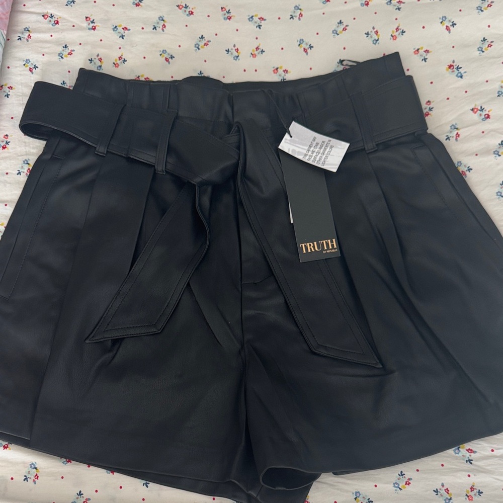 Truth Women's High Waist Black Shorts